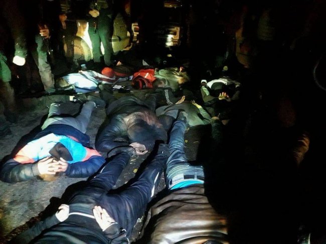 На Полтавщині затримали понад 40 рейдерів, які намагалися захопити агрофірму