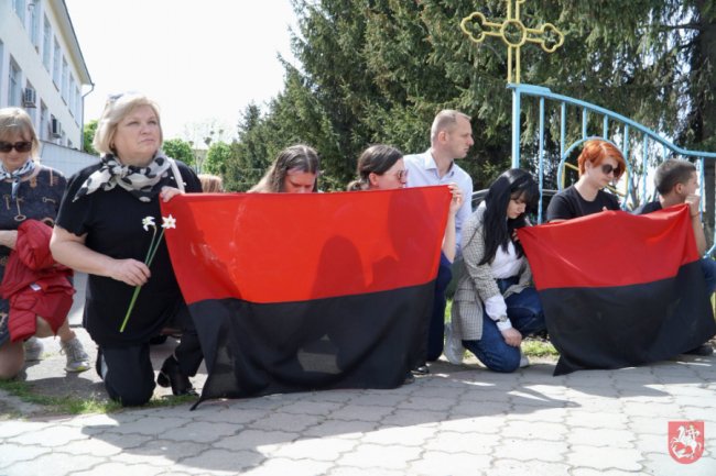 У Володимирі попрощалися із загиблим Героєм Сергієм Івановим. ФОТО