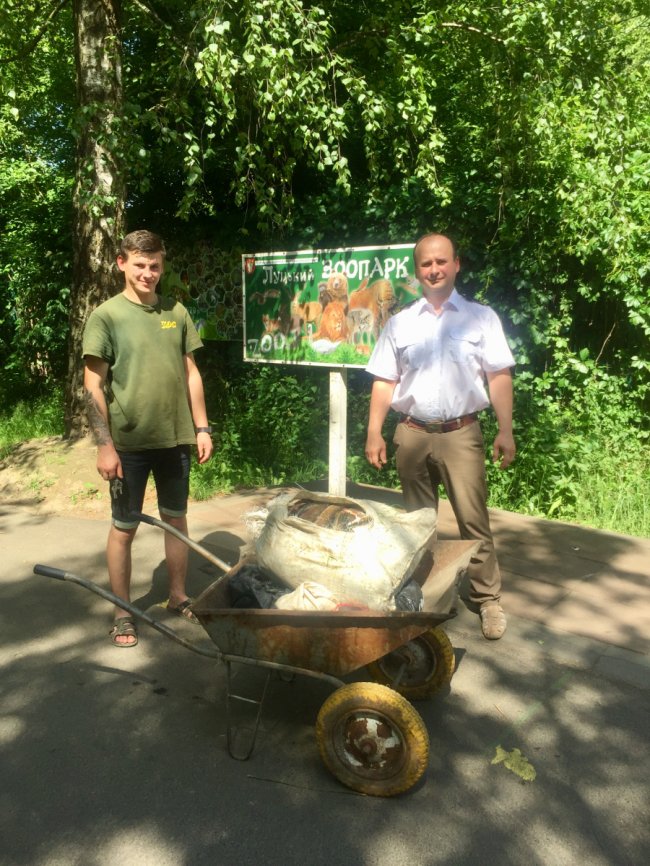 Волинський рибпатруль вчергове передав до Луцького зоопарку 60 кілограмів риби