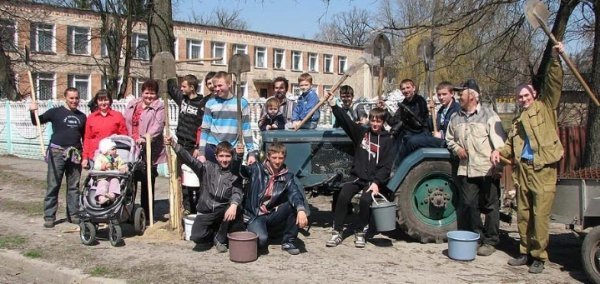 Під Луцьком озеленюють райцентр. ФОТО. ВІДЕО