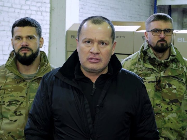 81 бригада ДШВ отримала партію потужних зарядних станцій від волонтерів «Української команди»