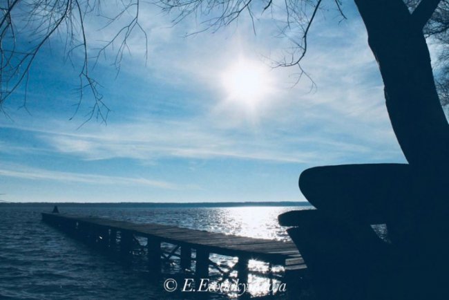 Магічні світлини шацького «блакитного моря» зимою. ФОТО