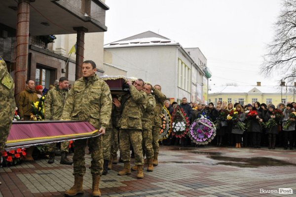 У Луцьку провели в останню путь Антона Кривицького