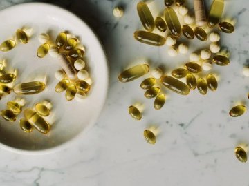 Все про вітамін В12: користь, симптоми дефіциту*