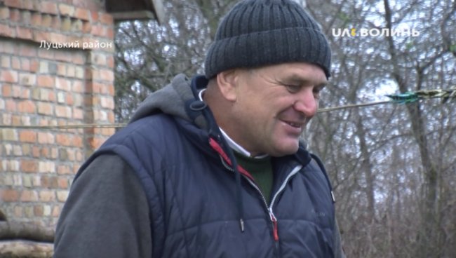 «Я не хочу їхати в Польщу, краще бути поганим хазяїном, чим добрим наймитом», – волинянин, який тримає 30 корів. ВІДЕО