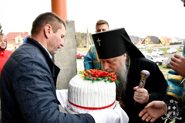 Очільник УПЦ (МП) Нафанаїл під Луцьком освятив храм. ФОТО