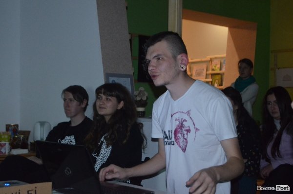 Лучани дізнались, як будучи повним нездарою, імітувати талант і досягти успіху. ФОТО 