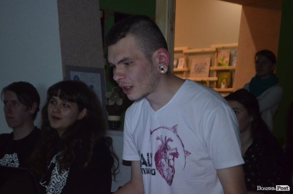 Лучани дізнались, як будучи повним нездарою, імітувати талант і досягти успіху. ФОТО 