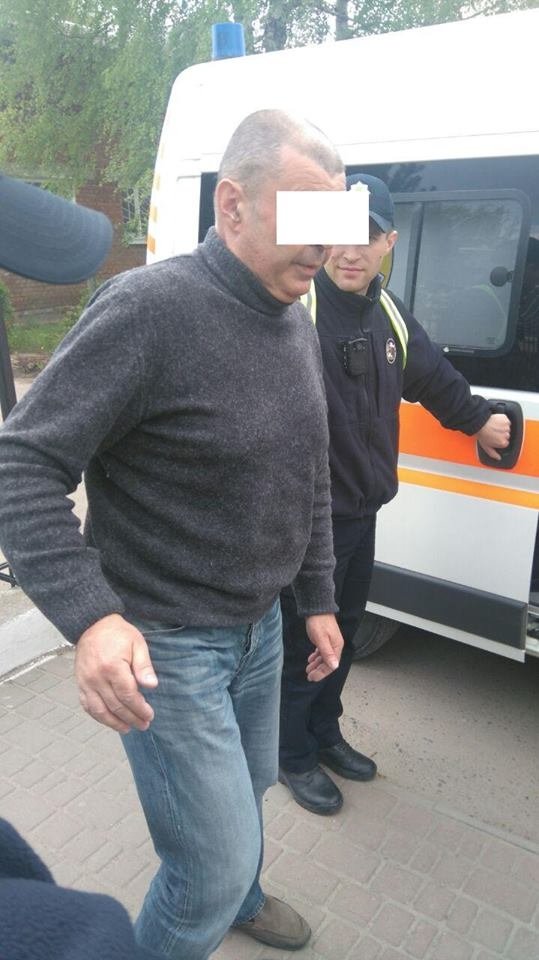 Аварія у Луцьку: нетверезий водій зачепив автівку. ФОТО