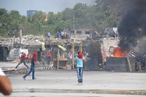 У Туреччині ‒ нові сутички між поліцією та демонстрантами. ФОТО