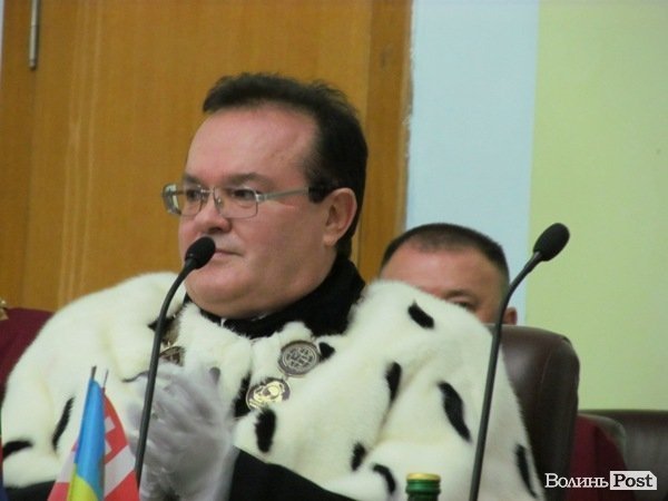 У Луцьку два вчених отримали титул доктора філософії. ФОТО