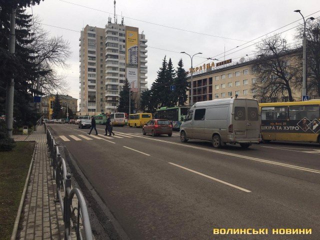 У Луцьку «стали» тролейбуси. ФОТО