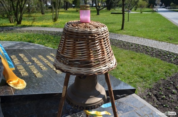 У Луцьку вшанували пам’ять загиблих ліквідаторів Чорнобильської аварії. ФОТО