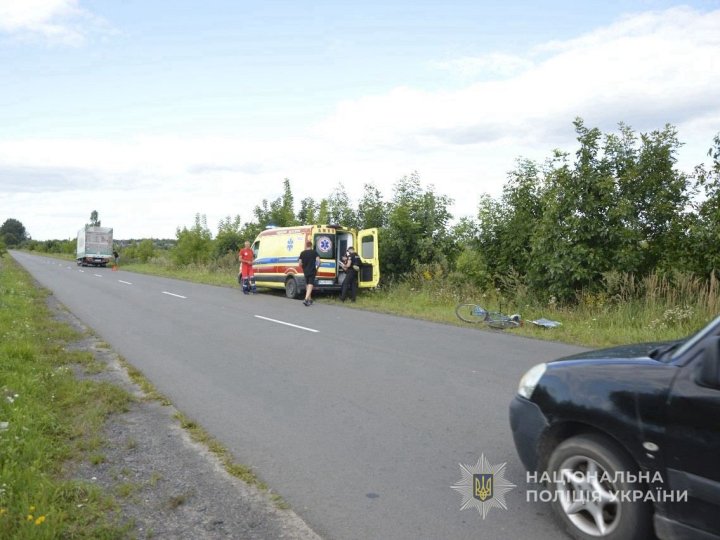 На Волині вантажівка збила велосипедистку