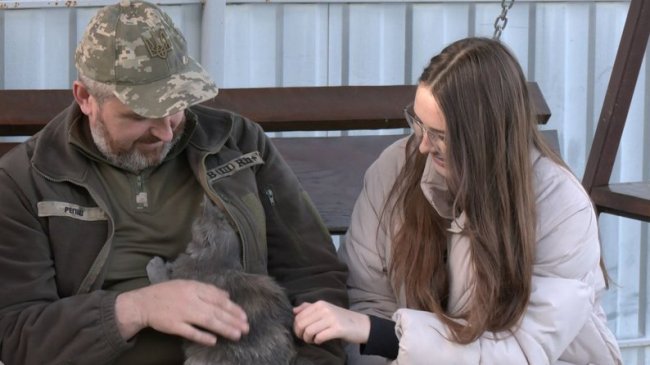 Тато воює, а донька волонтерить: історія сім'ї Репшів з Волині