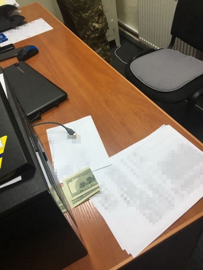 Викладач луцького вишу погорів на хабарі. ФОТО. ВІДЕО. ОНОВЛЕНО