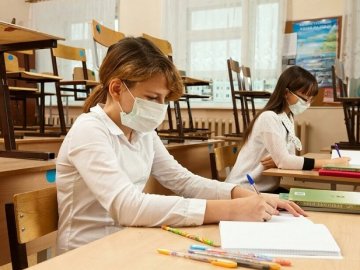 Волинські школярі підуть на канікули раніше, – Погуляйко