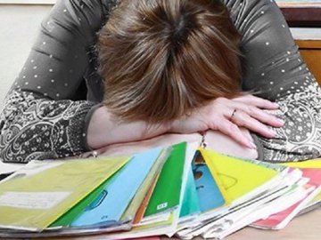 На Тернопільщині учень знущався з вчительки української мови