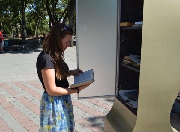 У Ковелі встановили шафу для буккросингу. ФОТО