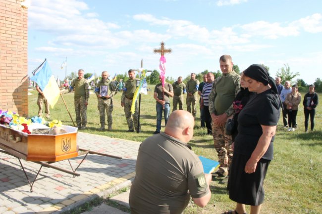 На Волині попрощалися з 38-річним Героєм Валерієм Єфімчуком