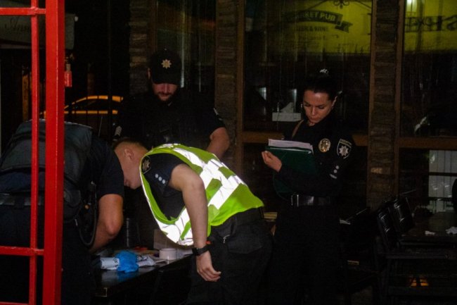 У Києві обстріляли відвідувачів кафе