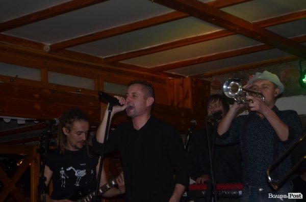 «Жадан і собаки» завершили свій тур виступом у Луцьку. ФОТО. ВІДЕО