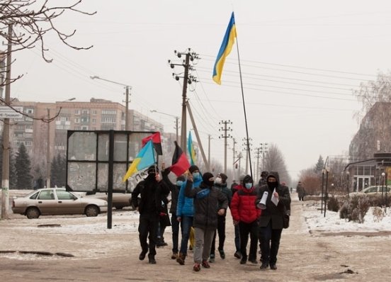 На Донеччині ультрас провели марш пам’яті УПА. ФОТО