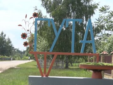 «Чути вибухи, вікна трясуться»: як живуть волиняни за кілометр від Білорусі. ВІДЕО