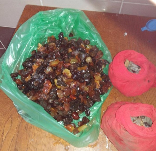 На «Ягодині» знову затримали контрабандний бурштин. ФОТО