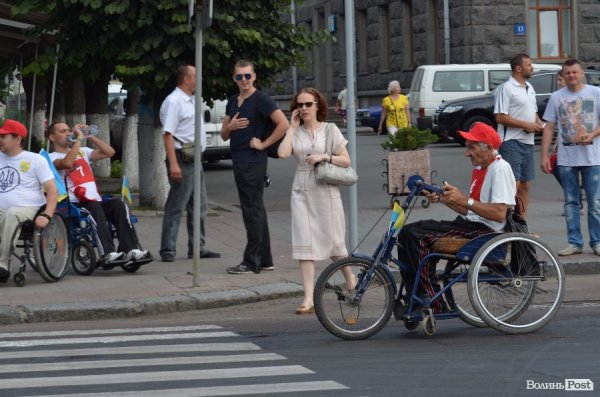 У Луцьку відбулися перегони на візках і хендбайках