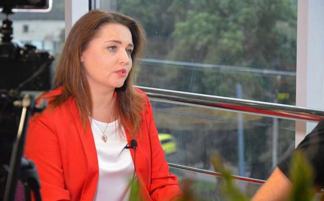 Зеленський обіцяє підняти медикам зарплати