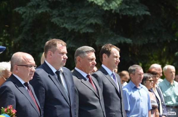 У Луцьку вшанували пам'ять жертв війни. ФОТО