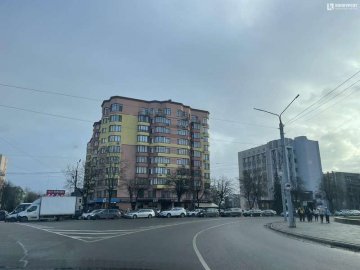 Через незначну аварію у Луцьку виник шалений затор