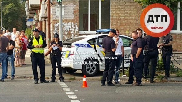 У серйозному ДТП постраждали четверо київських поліцейських. ФОТО. ВІДЕО