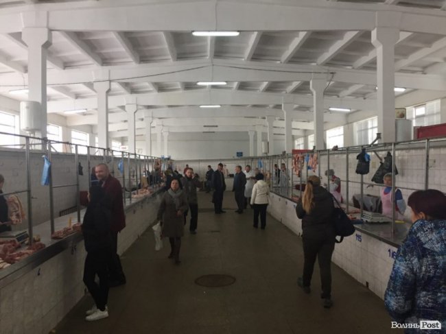 «Ревізор» з «Нового каналу» - на Старому ринку Луцька. ОНОВЛЮЄТЬСЯ