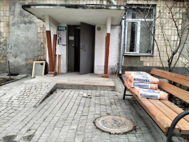 Коли мешканці повернуться у будинок на Відродження у Луцьку, куди влучив російський дрон