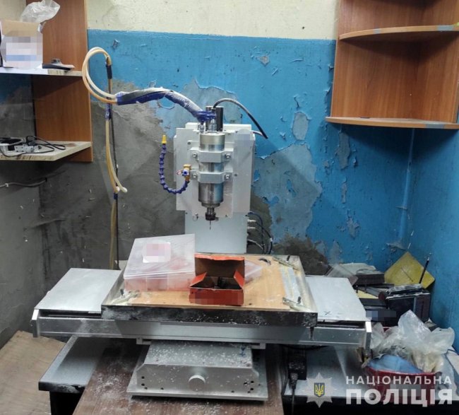 На Волині розгромили солідну банду копачів бурштину