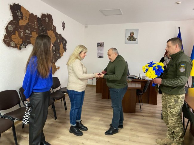 Рідним Героя з Волині Юрія Мохнєва вручили його посмертну нагороду