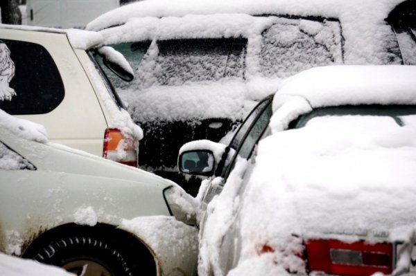 Масова аварія в Росії: вулиця стала звалищем битих машин. ФОТО. ВІДЕО