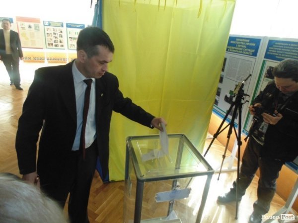 У Волиньраді голосують за звільнення Войтовича. ФОТО