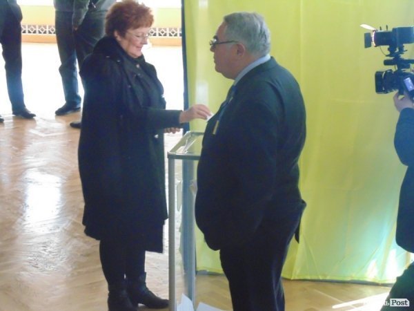 У Волиньраді голосують за звільнення Войтовича. ФОТО