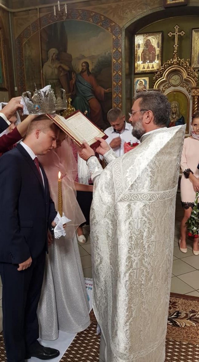 На Волині повінчався голова громади. ФОТО
