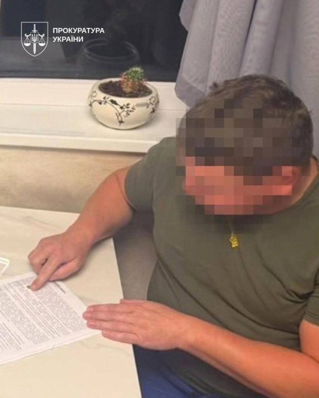 На Волині та Рівненщині 12 посадовців «Лісів України» продавали деревину за заниженими цінами