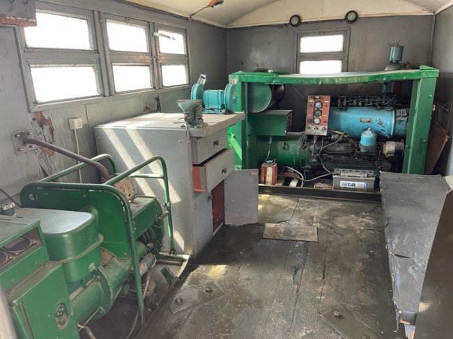 Комунальники з Волині передали військовим автомобіль-майстерню. ФОТО