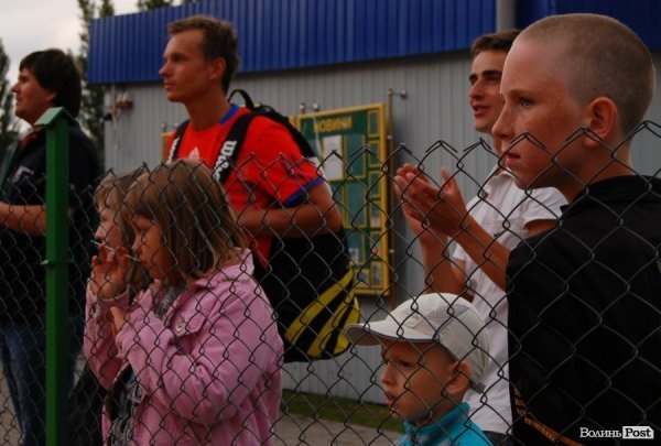 У Луцьку визначили кращих юних тенісистів