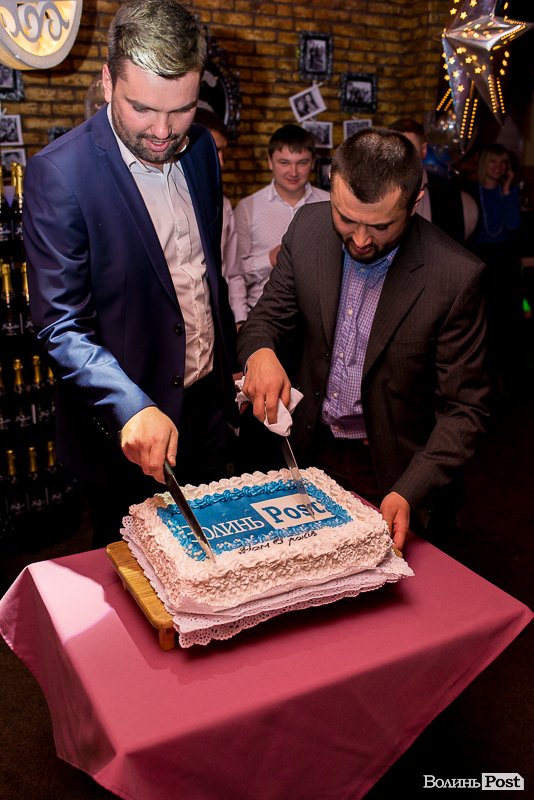 Благодійність, подарунки та вітання: як ВолиньPost відзначав 6-річчя. ФОТО