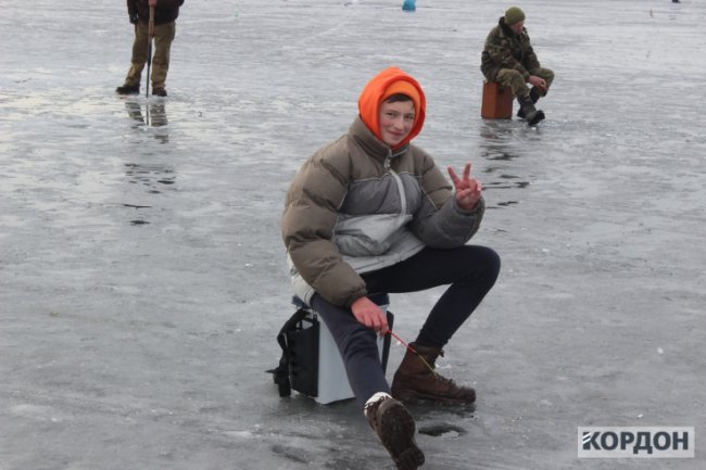 Як на волинському озері змагалися рибалки. ФОТО