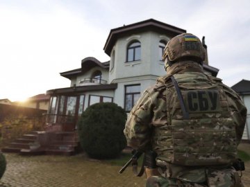 СБУ і поліція проводять обшуки у любителів «аннунаків»