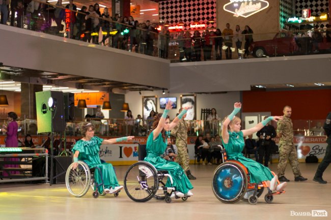 Свято з душею: у Луцьку відбувся «Осінній бал». ФОТО