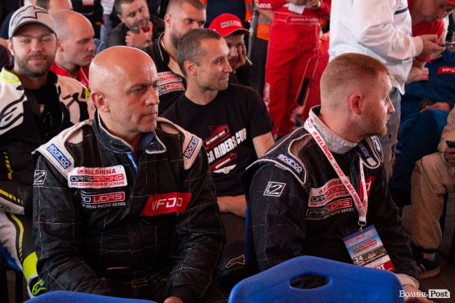 У Луцьку відбулися видовищні авто- і мотогонки. ФОТОРЕПОРТАЖ